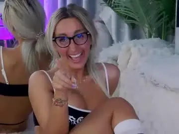Chaturbate Adult Webcams of isabelleethan