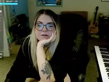 Chaturbate Live Sex Cam of beccalubov