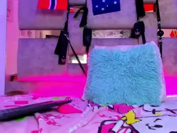 Chaturbate Live Sex Cam of natasha_adams___