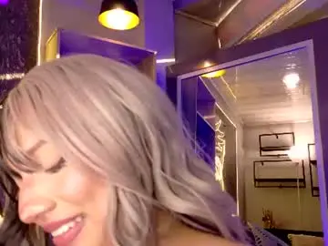 Chaturbate Best live sex cam show of saraa_love_