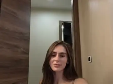 Chaturbate Live Sex Cam of cuterebelious