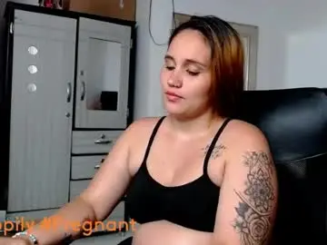 Chaturbate Live Sex Cam of dannisexgirl