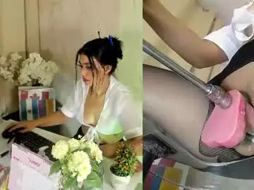 Chaturbate Live Porn of leahvegas