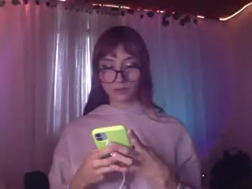 Chaturbate Live Sex Cam of naomi_gyal
