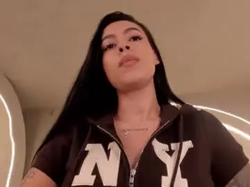 Chaturbate Nude Webcam of christineford1