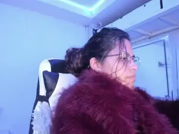 Chaturbate Live Porn of ladybrown_16