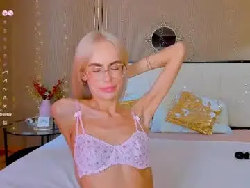 Chaturbate Free Porn Cam of bellatip