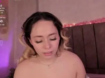Chaturbate Live Sex Cam of lanaamills