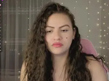 Chaturbate Watch Live Sex Cams of lilyrose1_