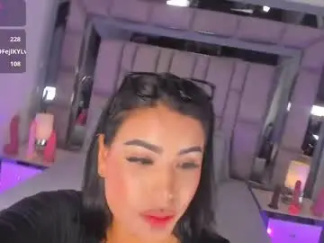 Chaturbate Sex Cam of girl_gray