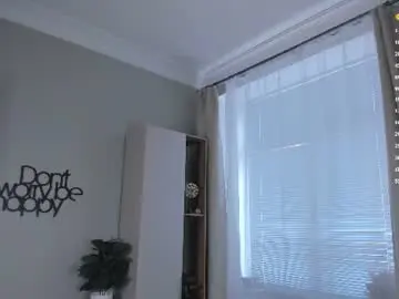Chaturbate Live Sex Cam of _shiningstar