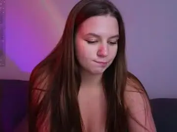 Chaturbate Nude Webcam of kira_briis