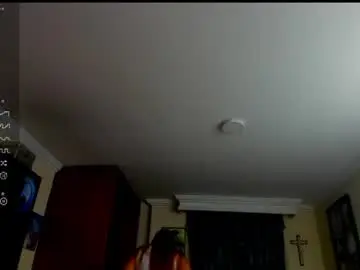 Chaturbate Live Sex Cam of missvalery1