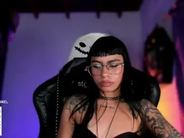 Chaturbate Live Sex Cam of ghostlydolll
