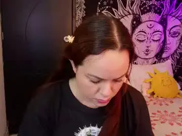 Chaturbate Nude Webcam of magic_clairewitch