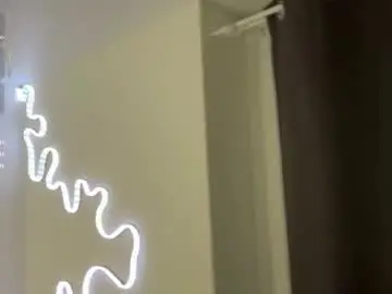 Chaturbate Watch Live Sex Cams of sofiaprise