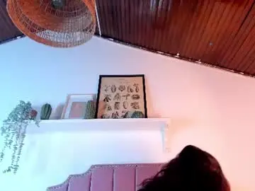 Chaturbate Best live sex cam show of sweetemilydh