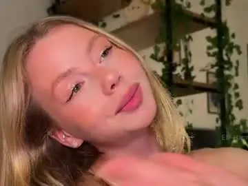 Chaturbate Best live sex cam show of elli_harmon