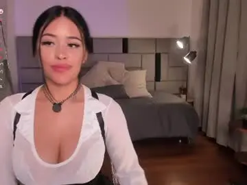 Chaturbate Live Sex Cam of luci_naughty_
