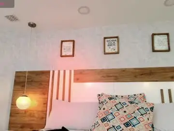 Chaturbate Best live sex cam show of lucianawainn