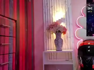 Chaturbate Live Sex Cam of miss__star_
