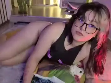 Chaturbate Watch Live Sex Cams of hazelbrownn23