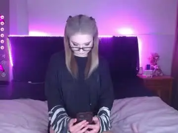 Chaturbate Adult Webcam of shysweetrish
