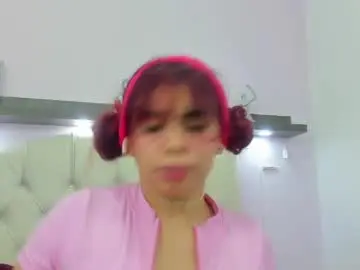 Chaturbate Sex Cam of bella_ebony19