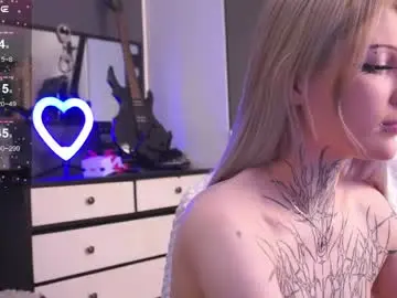 Chaturbate Live Sex Cam of fraulein_mooon