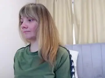 Chaturbate Free Porn Cam of living_in_dreams