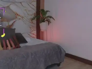 Chaturbate Free Porn Cam of ahvi_ebony