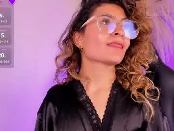 Chaturbate Sex Chat of emilyjonesss_