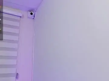 Chaturbate Watch Live Sex Cams of mia_quinn__