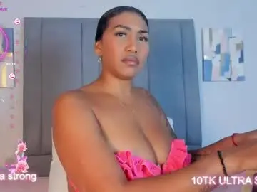 Chaturbate Live Sex Cam of kristel_lee_