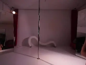 Chaturbate Sex Cam of _meganmeow_