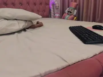 Chaturbate Watch Live Sex Cams of mazeekiin
