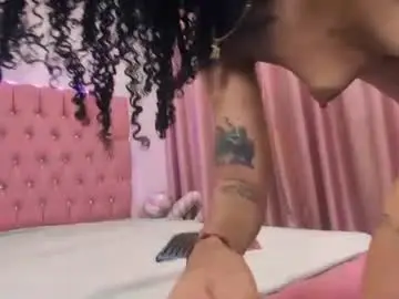 Chaturbate Adult Video Chat of mazeekiin