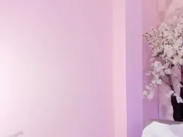 Chaturbate Adult Video Chat of lauramartin1