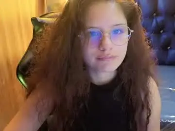 Chaturbate Adult Video Chat of velvet_moon_v