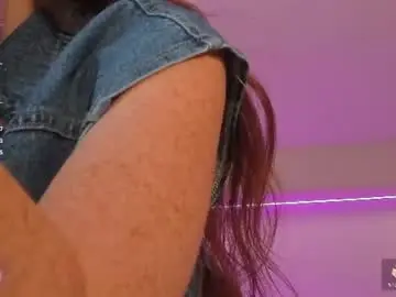 Chaturbate Live Sex Cam of corinnerusso