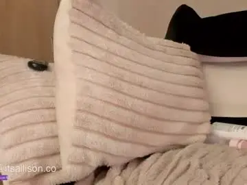 Chaturbate Free Live Porn of itsaraa