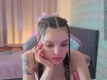 Chaturbate Live Sex Cam of magic_shy