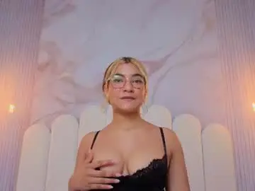 Chaturbate Sex Chat of evaa_honey