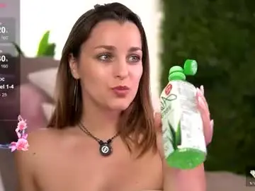 Chaturbate Live Sex Cam of freyaheart