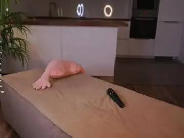 Chaturbate Watch Live Sex Cams of lizbethbiers