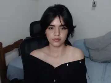 Chaturbate Live Sex Cam of ariel_pinkdiamond