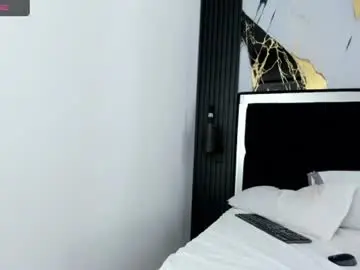 Chaturbate Live Sex Cam of scarlet_estelle