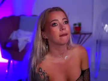 Chaturbate Adult Webcams of redlaraa