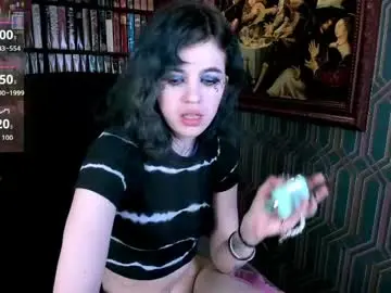 Chaturbate Adult Webcams of noellegothicshadow