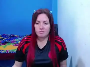 Chaturbate Best live sex cam show of carolinhe_